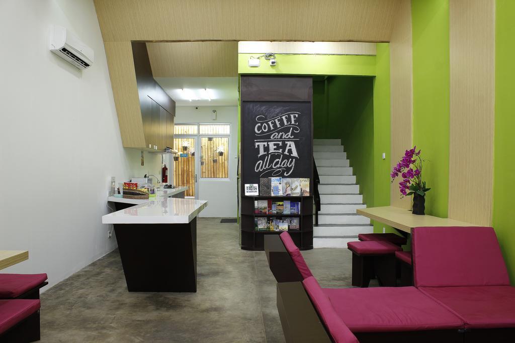 Teduh Hostel Kota Tua Jakarta Exterior photo
