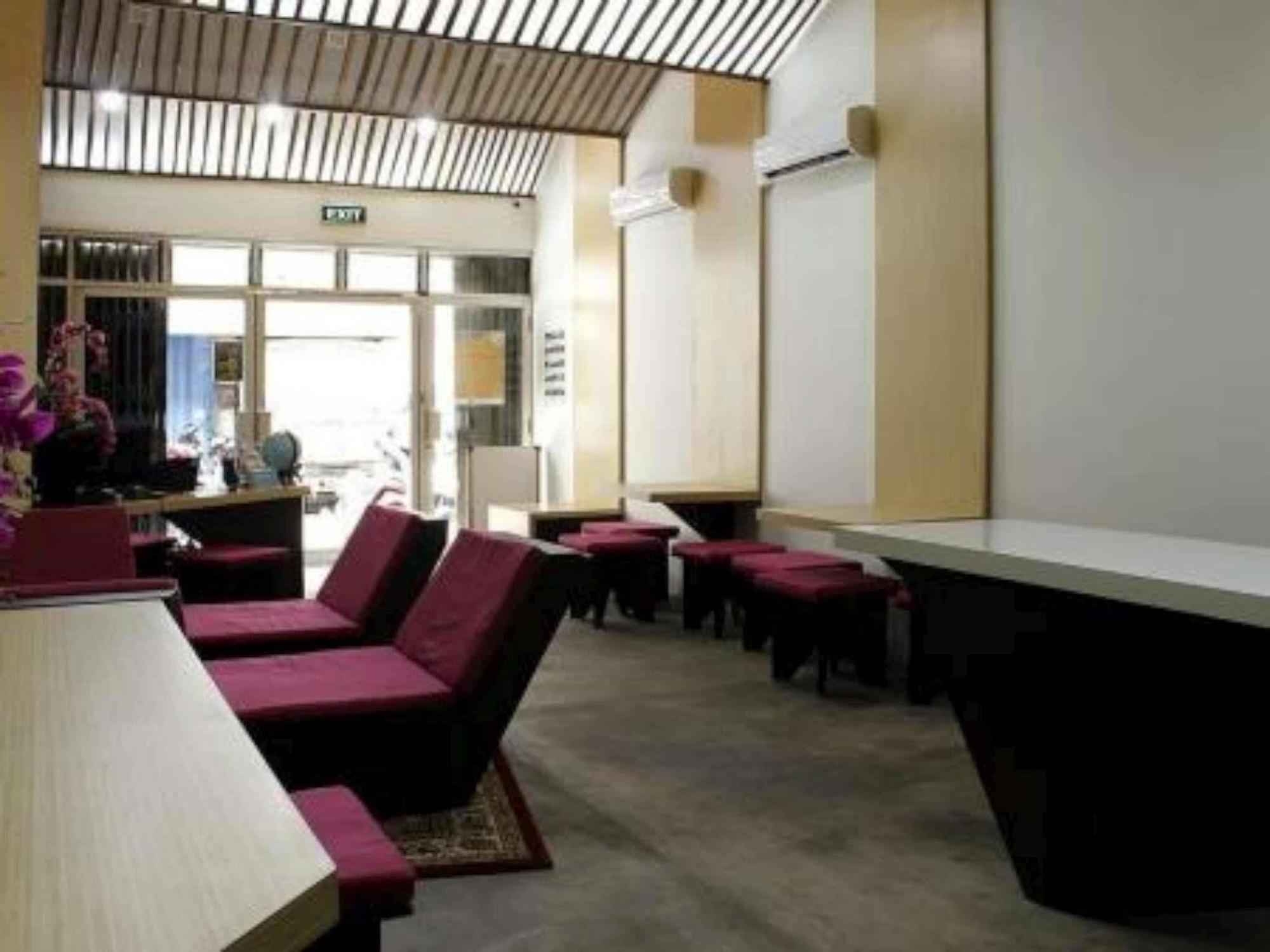 Teduh Hostel Kota Tua Jakarta Exterior photo